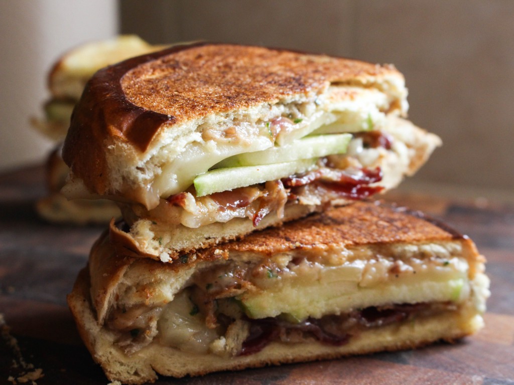 Grilled cheese with manchego, bacon, apples, & red onion mayo