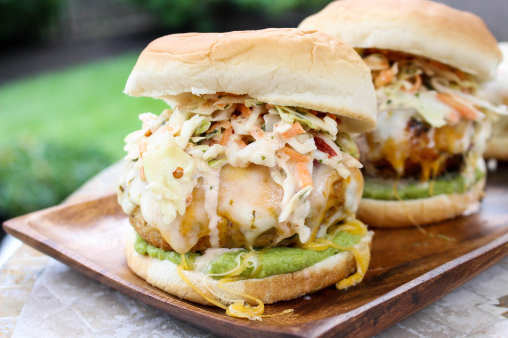 mexican turkey burgers with guacamole & spicy chipotle slaw