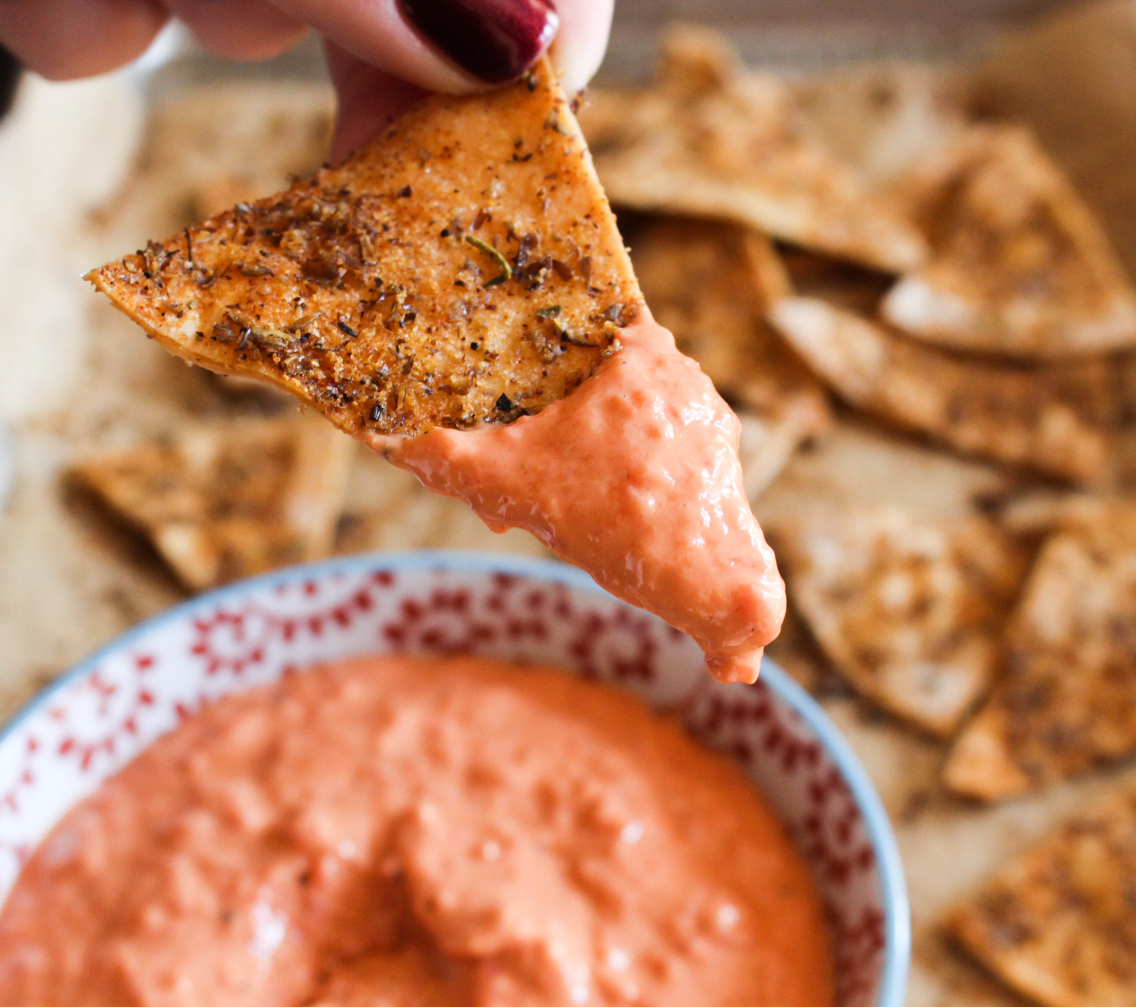Healthy Roasted Red Pepper Dip & Homemade Flax Chips