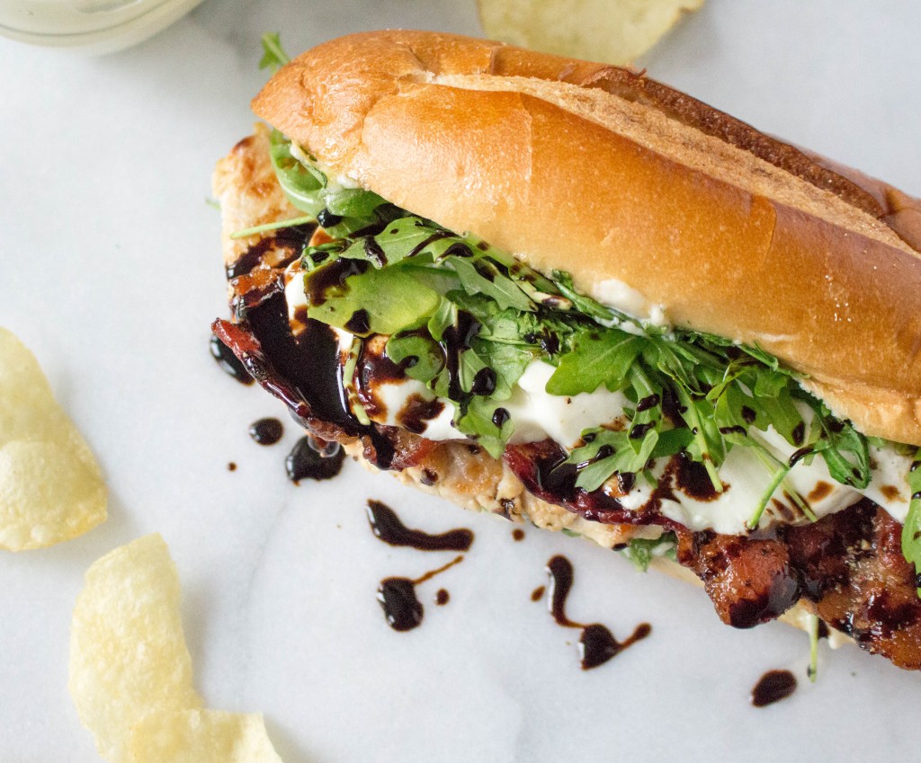 Grilled Chicken Sandwiches with Peppered Bacon & Lemon Aioli | yestoyolks.com