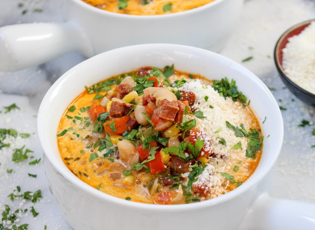 Chorizo & White Bean Soup | @yestoyolks.com