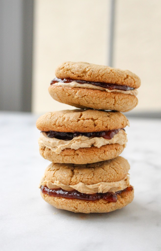 Peanut Butter & Jelly Sandwich Cookies | yestoyolks.com