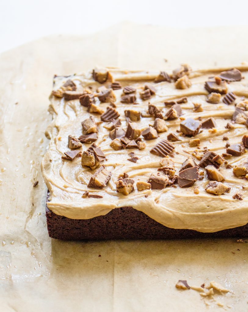 Chocolate Peanut Butter Cup Brownies with Peanut Butter Frosting | yestoyolks.com
