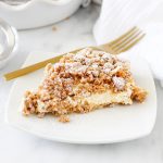 Cinnamon Roll Vanilla Cheesecake Pie